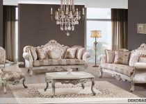 Açık renkli en güzel klasik salon modelleri