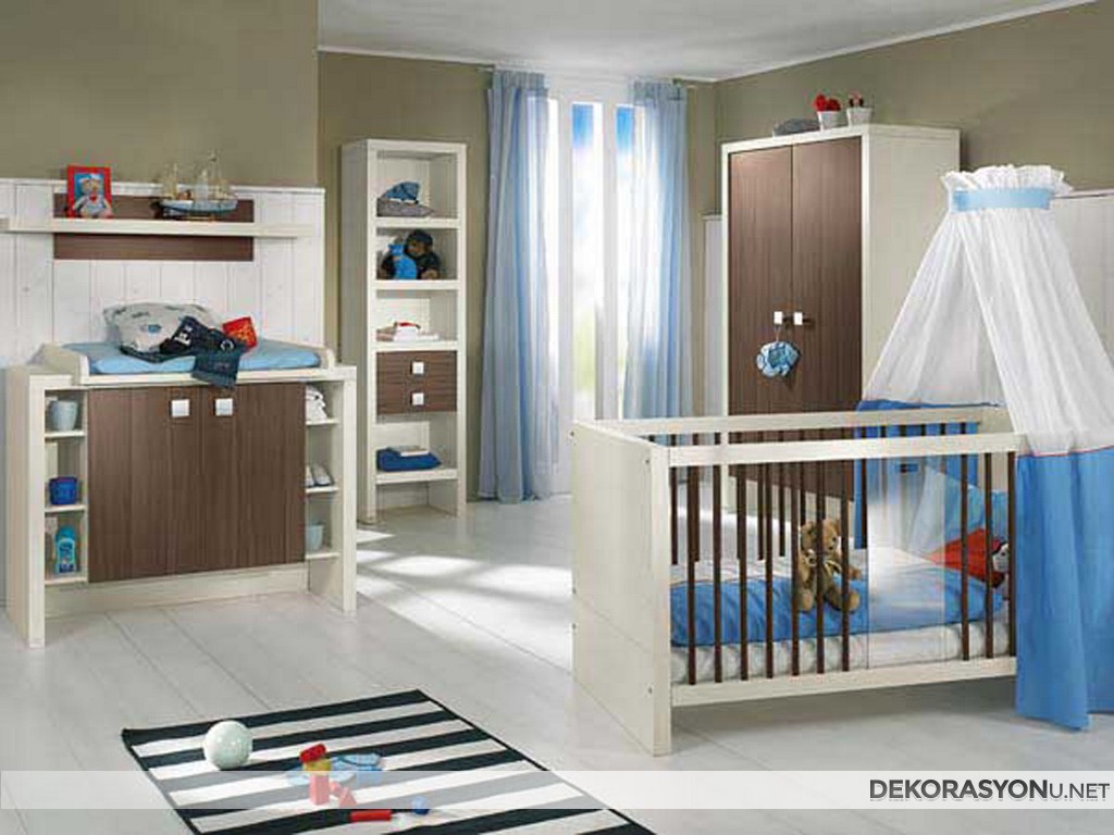 Bebek odası dekorasyonu erkek bebekler için