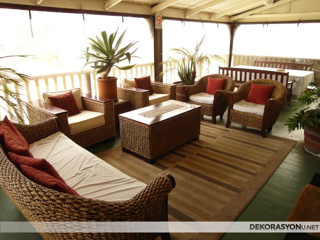 Hasır balkon düzenleme örnekleri