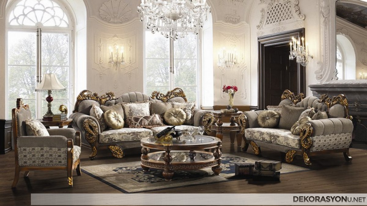 Mükemmel uyumlu klasik salon dekorasyonu