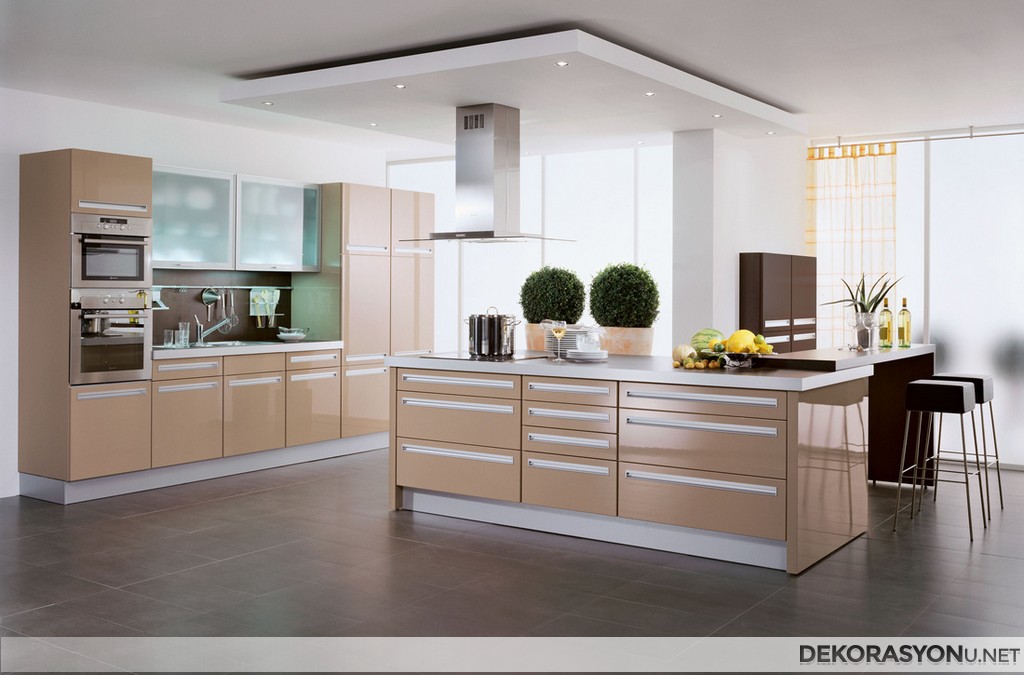 Sade modern mutfak dekorasyonu