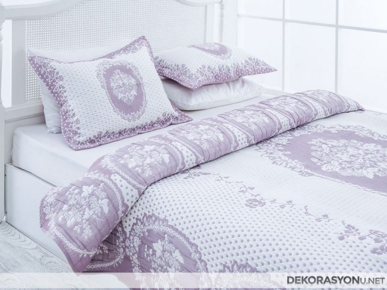 English Home Yatak Örtüsü Modelleri