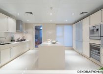İşlevsel beyaz mutfak dolapları
