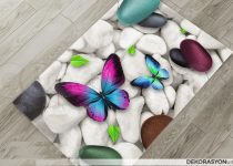 Kelebek desenlere sahip gerçekçi 3 boyutlu halı