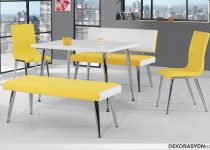 Mutfak için sportif tasarımlı mutfak masası ve konforlu sandalyeler