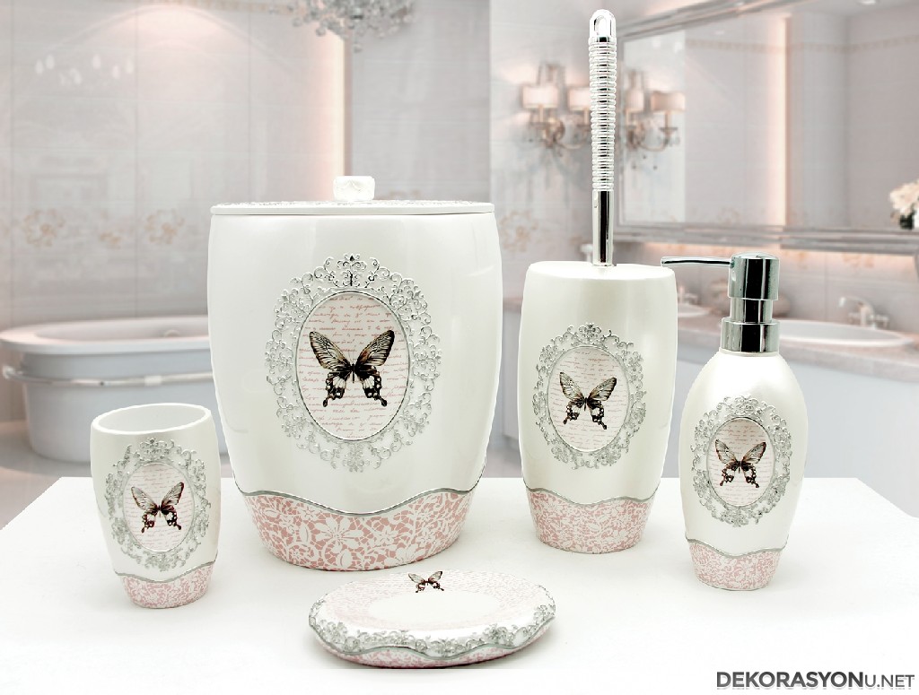 Beyaz renk banyo setleri