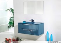 Mavi renk küçük banyo dolabı modeli