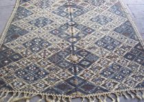 Saçaklı kilim modeli