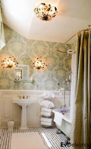 Çiçekli Vintage Banyo Dekorasyonları
