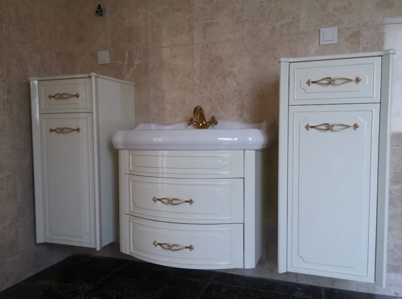 Klasik Banyo Mobilya Modelleri 2020