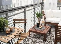 Ahşap Cam Balkon Dekorasyonu
