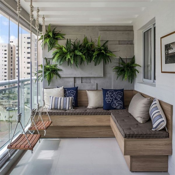 Cam Balkon Dekorasyonu Fikirleri