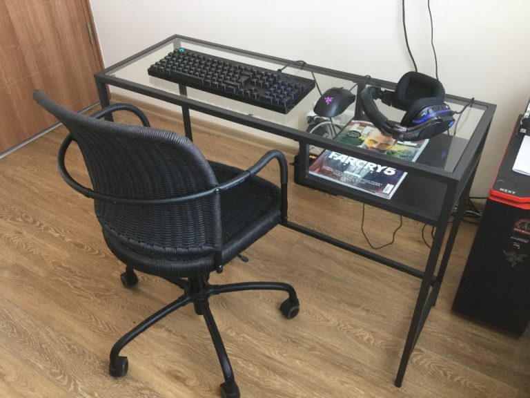 Laptop Masası Tercihi Neye Göre Olmalıdır?