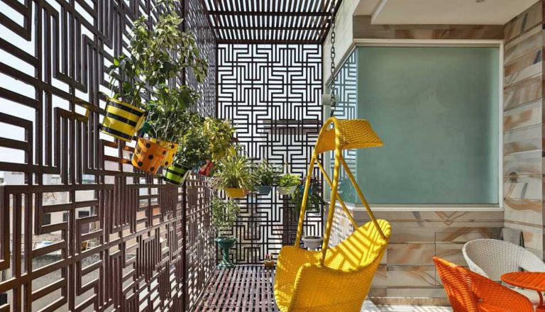 Keyifle Dinleneceğiniz Balkon Önerileri