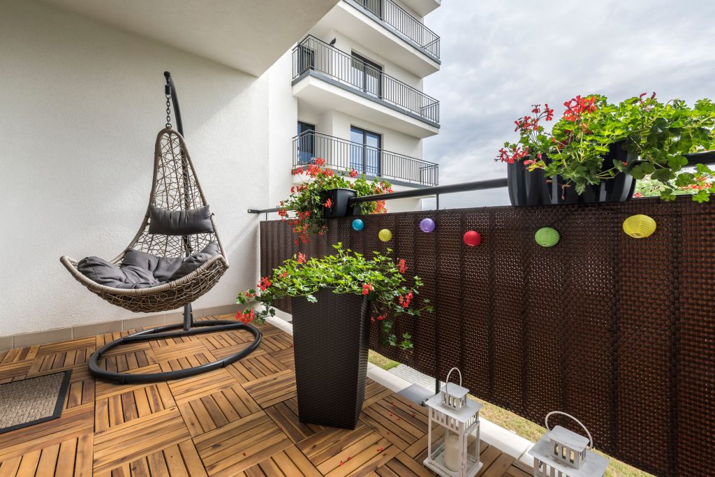 balkon-dekorasyon-onerileri-2023