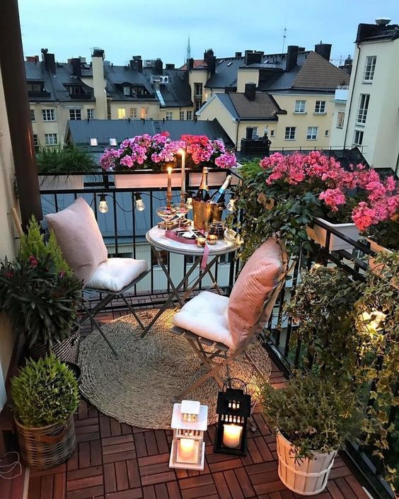 Balkon Dekorasyonu Nasıl Olmalıdır?