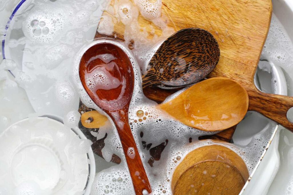 Tahta Kaşık Temizliği Nasıl Olur?
